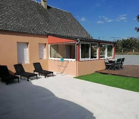 Gite De La Courtoisie Gavray-sur-Sienne Exteriör bild